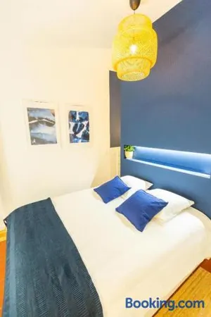 Image of 3 min à pied de la gare St Charles - 3 chambres avec Clim, SDB et TV