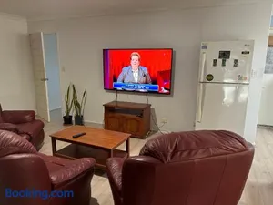 Image of Single room share bathroom and kitchen