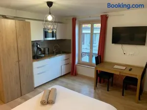 Image of Cosy Corbeil Studio RerD 700m N7