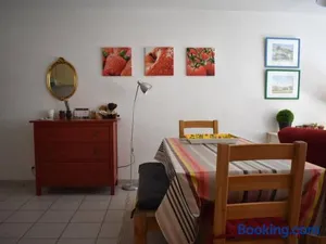 Image of Appartement spacieux 2 chambres avec balcon et parking à 700m du centre de Font-Romeu - FR-1-580-114