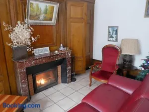 Image of Gîte charmant avec cheminée et jardin à Marlhes, proche commodités et sentiers de randonnée - FR-1-496-55