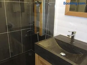 Image of Grand studio à Samoëns, animaux admis, parking, proche télécabine - FR-1-629-54