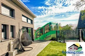 Image of Exklusives Holzhaus mit Bergbahn - Baden-Baden im Schwarzwald