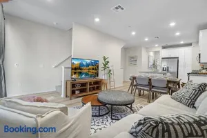 Image of NEW Modern Home 3BR 3BA
