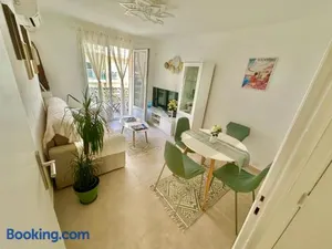 Image of Maginifique T2 au cœur d Antibes avec parking