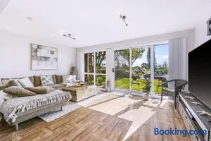 Image of R & R Port Macquarie