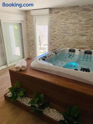 Image of Honey Spa