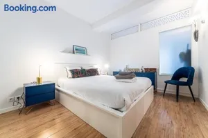 Image of LÉclat Citadin aux portes de Paris