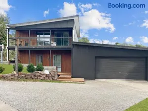 Image of Alpine Edge Retreat- Gateway to Mount Buller