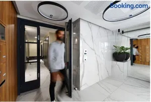 Image of Studio neuf Paris La Défense Metro 15 Rueil - Suresnes - Mont Valerien