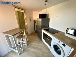 Image of Chaleureux T3 avec terrasse/ Proche Valence
