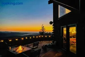Image of Stunning Log Cabin with Great Views, Firepit, Deck near Twain Hart