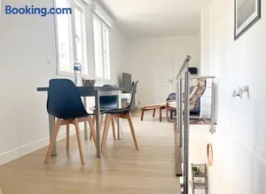 Image of Superbe Maison Loft 80 m2 au calme avec jardin et parking privés proche Paris Disney la vallée village