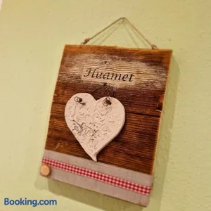 Image of Apart Pitzenklamm