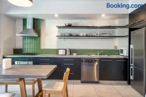 Image of Eclectic Perfectly Positioned Apartment