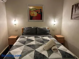Image of Acland Street Studio Apartment FREE PARKING