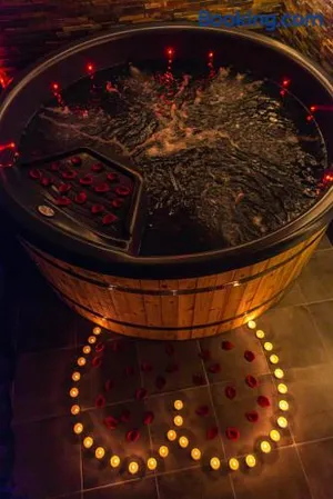 Image of Playroom XXL Loft LOVE Room avec Espace spa Terrasse vue sur les toits Salle de jeux pour adultes Libourne centre 10 min de St Emilion Proche Bordeaux