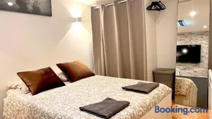 Image of Le Coeur De Fontainebleau 1-Bedroom Retreat