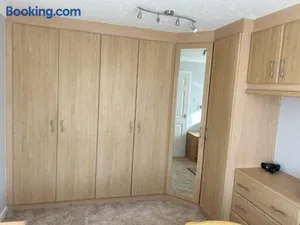 Image of Delightful self-contained Annexe close to airport
