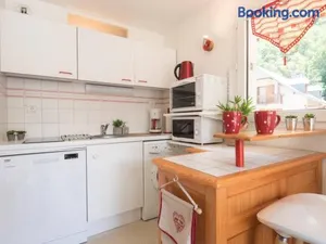 Image of Appartement pour 6 à Saint-Lary avec balcon et parking - FR-1-296-446