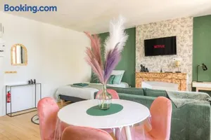 Image of Casalova07 Logements Safari Parc Bord du Rhône