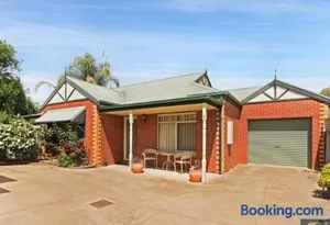 Image of Holiday on Hopwood