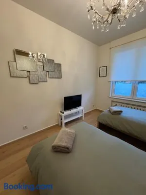 Image of 2 Chambres-balcon-salle de bain