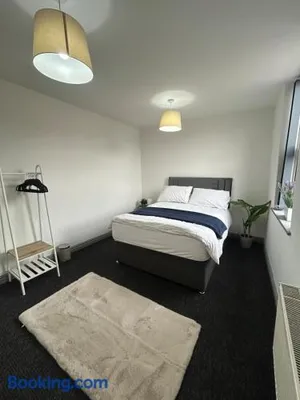 Image of Spacious Apartment near train station with a parking space