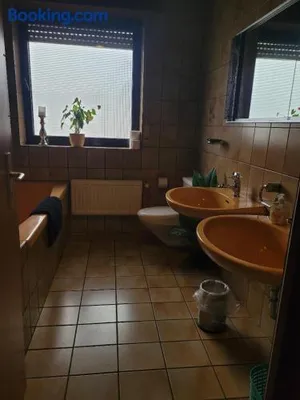Image of Hani's Partyhaus