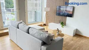 Image of COMFORT HOMES - Premium Studios - 15min to Lucerne - Washer Dryer - Public Transport - Parking