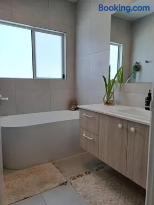 Image of Unwind in Woombye