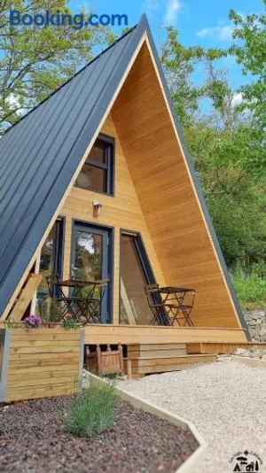 Image of Le tipi Cathare hébergement insolite Carcassonne