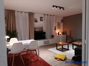 Image of Stylish 1-bedroom flat with beautiful terrace , for a cosy Retreat