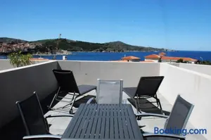 Image of Appartement avec grande terrasse vue sur mer