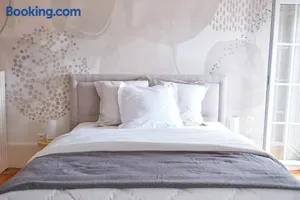 Image of RENAISSANCE