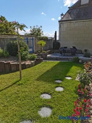 Image of Les Iris - gîte insolite troglodytique
