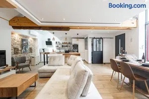 Image of Charmante Maison Climatisée avec son Jardin à 10 minutes de DIJON