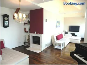 Image of Penthouse Zimmer mit Bad EM2024 Hospitality Package