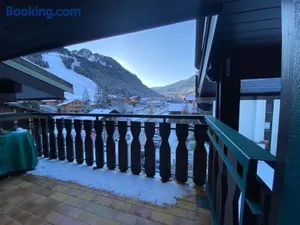 Image of Appartement chaleureux près du domaine skiable du Linga, Multi Pass été à 3€/jour/personne - FR-1-693-18