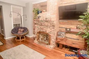 Image of Johns Hopkins Historic Renovated home - Fells Point!