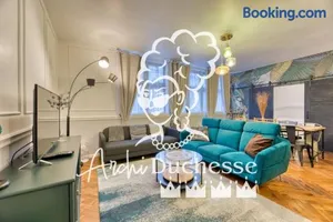 Image of Vieux Marché Sublime appartement avec ascenseur