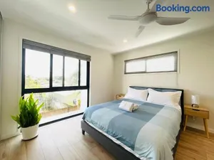 Image of 262ATroughton