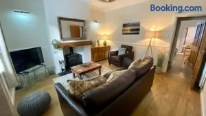 Image of Riverside Cottage