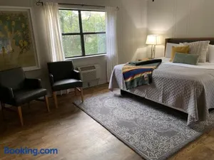 Image of Loblolly Pines Adventure Cabin 2 King