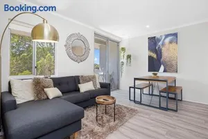 Image of 12 Calming Coral Beach Beautiful 2BRM