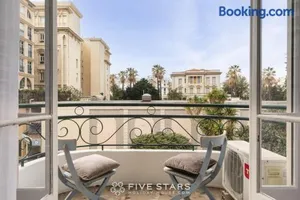 Image of Suite Flora Five stars Holiday house