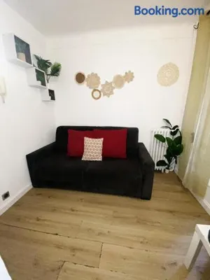 Image of Studios, Paris, Centre, tout équipé près de la Tour Eiffel