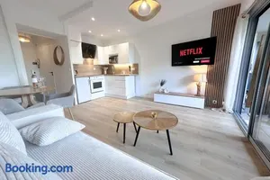 Image of AUTRICHIENS - Haut de gamme Lumineux Central Jardin Parking