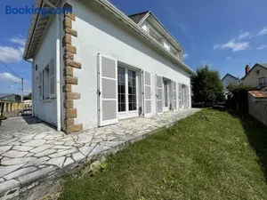Image of Maison avec jardin près de la mer - FR-1-361-560