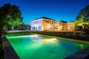 Image of La Bastide de Damien, 5 clefs Demeure d'Exception et Table Remarquable dans le guide Teritoria, JACUZZI Privatif, Cuisine étoilée Dominique Frérard